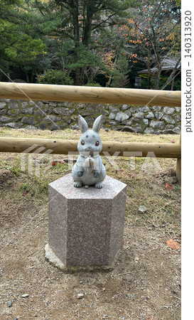 Izumo Grand Shrine: A Praying Rabbit 140313920