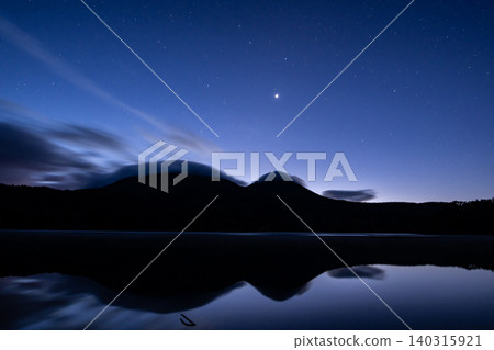 Onneto Lake where stars fall 140315921