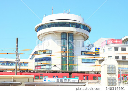 愛知縣豐田市名鐵豐田市站停靠的電車風景 愛知縣豐田市名鐵豐田市站停靠的電車風景 140316691