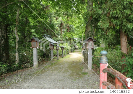 通往神社的小路 140316822