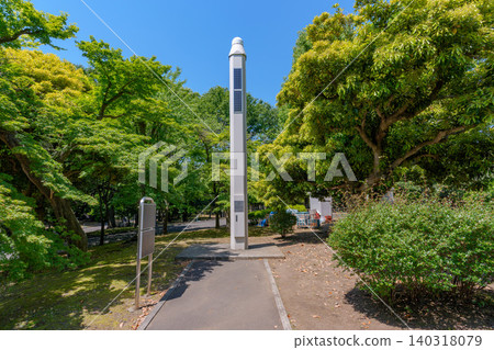 The electronic reference point "Tokyo Chiyoda" installed in the front garden of the National Diet Building. The electronic reference point "Tokyo Chiyoda" installed in the front garden of the National Diet Building. 140318079