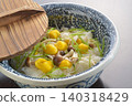 Freshly made chestnut rice 140318429