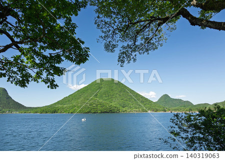 Mt. Haruna in early summer, Lake Haruna and Mt. Haruna Mt. Haruna in early summer, Lake Haruna and Mt. Haruna 140319063
