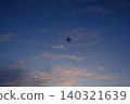 日落和飛機 140321639