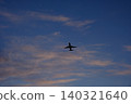 日落和飛機 140321640