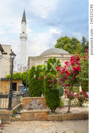 Arasta Mosque in Skopje, North Macedonia Arasta Mosque in Skopje, North Macedonia 140325240