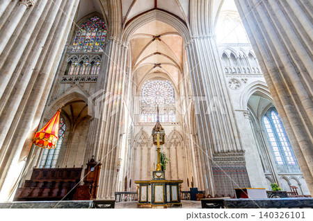 Netre-dame cathedral, Sees, orne, normandy, france Netre-dame cathedral, Sees, orne, normandy, france 140326101