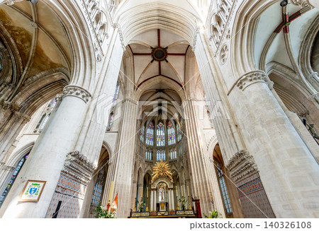 Netre-dame cathedral, Sees, orne, normandy, france 140326108