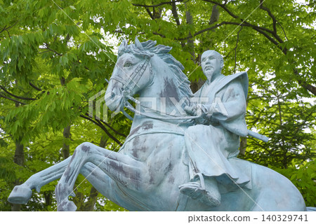 A statue of Sakuma Shozan at Shozan Shrine in Nagano Prefecture. A statue of Sakuma Shozan at Shozan Shrine in Nagano Prefecture. 140329741