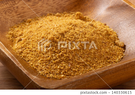 Yellow chili powder Yellow chili powder 140330615