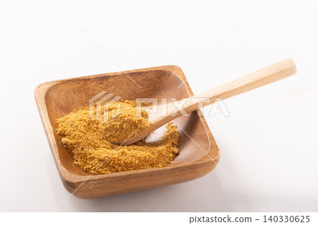 Yellow chili powder Yellow chili powder 140330625