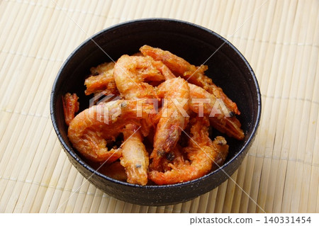 Deep-fried shrimp 140331454