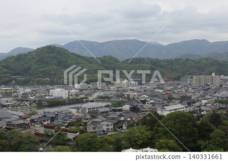 彥根城景色,琵琶湖八景之一,正在申請世界遺產地位。 彥根城景色,琵琶湖八景之一,正在申請世界遺產地位。 140331661