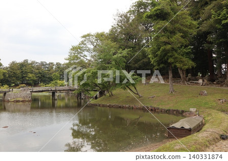 The scenery of Genkyu Rakurakuen Garden at Hikone Castle, one of the Eight Views of Lake Biwa, which is aiming for World Heritage status. The scenery of Genkyu Rakurakuen Garden at Hikone Castle, one of the Eight Views of Lake Biwa, which is aiming for World Heritage status. 140331874