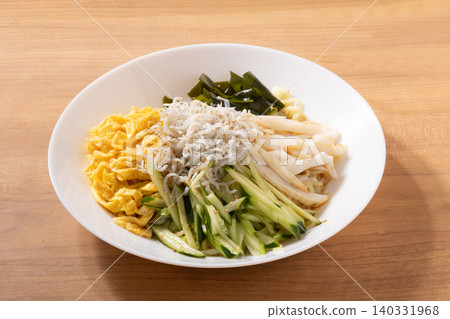 冷拉麵(配銀魚) 冷拉麵(配銀魚) 140331968