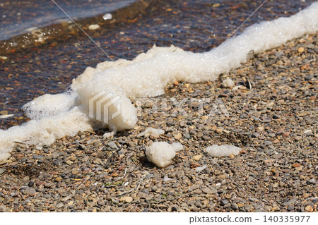 The sea foam on Notsuke Peninsula The sea foam on Notsuke Peninsula 140335977