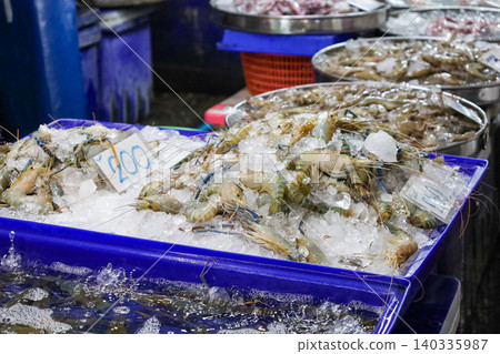 泰國市場販售的蝦 泰國市場販售的蝦 140335987