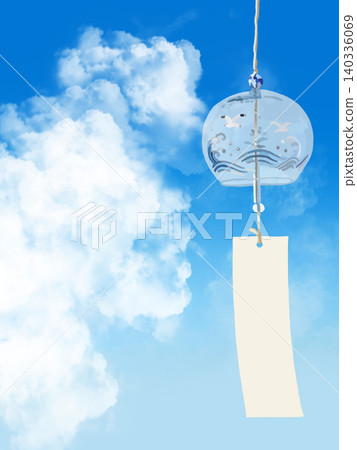 Summer sky, cumulonimbus clouds, and a wind chime (glass) Summer sky, cumulonimbus clouds, and a wind chime (glass) 140336069