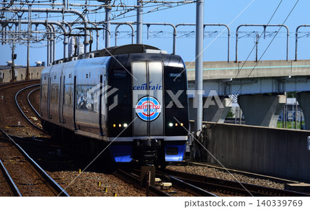 Meitetsu Limited Express trains departing from and arriving at the airport station 140339769