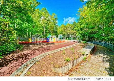 瀧野鈴蘭山坡國立公園的景色 瀧野鈴蘭山坡國立公園的景色 140339874