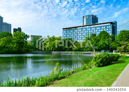 Sapporo Park Hotel, side view, Nakajima Park, spring, designed by Junzo Sakakura 140341059
