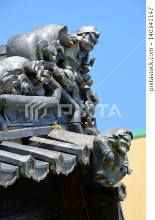 The Seven Lucky Gods at the Garden Gate of the Former Kuraizumi Residence The Seven Lucky Gods at the Garden Gate of the Former Kuraizumi Residence 140341147