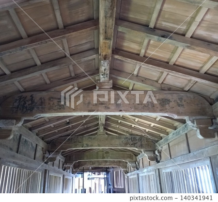 船廊的屋頂 船廊的屋頂 140341941