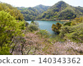 Matsukawa Lake, Okuno Dam, the season of cherry blossoms and fresh greenery, a water source for Ito City 140343362