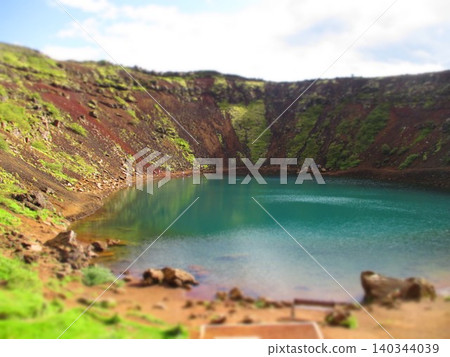 冰島Keriz火山口湖西洋鏡風 冰島Keriz火山口湖西洋鏡風 140344039
