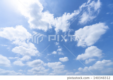 Blue sky and clouds in early summer Blue sky and clouds in early summer 140348312