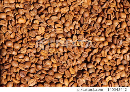 Roasted Coffee beans close up 140348442