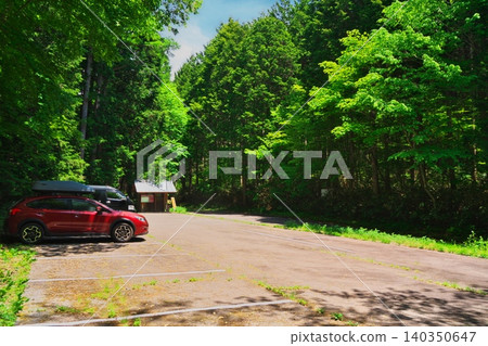 岩柳峽谷,綠意盎然;尼奧瀑布停車場 岩柳峽谷,綠意盎然;尼奧瀑布停車場 140350647