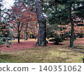 秋色宜人的公園（兼六園） 140351062