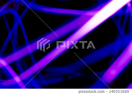 紫色光線影像 140351689