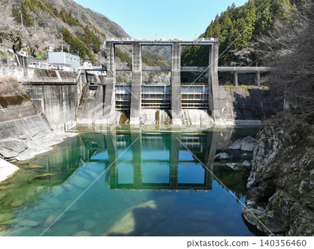 德島縣三好市美奈和水壩景色 德島縣三好市美奈和水壩景色 140356460
