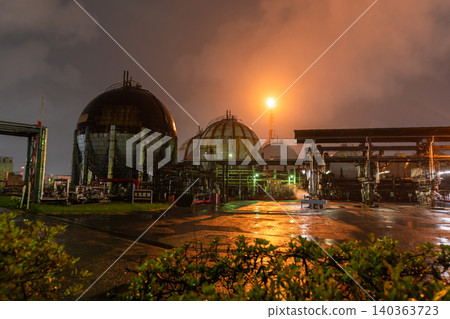 雨中的川崎市浮島町工廠夜景 雨中的川崎市浮島町工廠夜景 140363723
