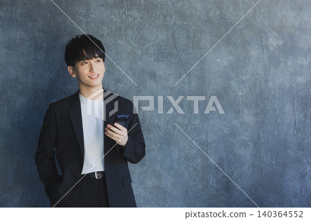 有智能手機的男人 140364552