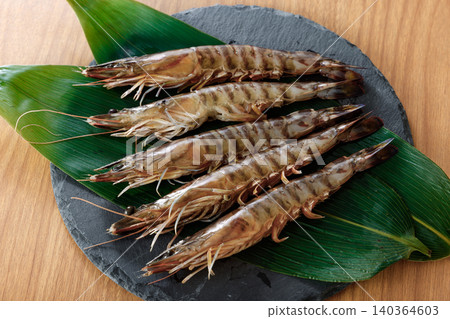 Fresh prawns Fresh prawns 140364603