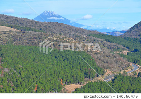 View of Mt. Fuji from the high ground of Kazehaya Pass on the Izu Mountain Ridge Trail in the Izu Peninsula. View of Mt. Fuji from the high ground of Kazehaya Pass on the Izu Mountain Ridge Trail in the Izu Peninsula. 140366479