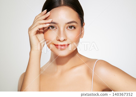 Portrait beautiful young woman with clean fresh skin 140367352