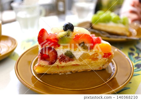 Fruit tart Fruit tart 140368210
