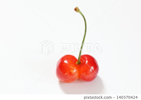 twin fruits of cherries twin fruits of cherries 140370424