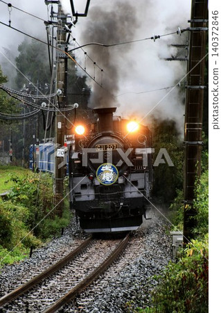 The SL Taiju C11207 powerfully speeds along the Kinugawa Line in the light rain... The SL Taiju C11207 powerfully speeds along the Kinugawa Line in the light rain... 140372846
