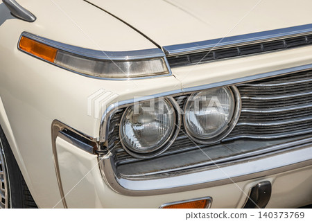 Headlight of the old car Headlight of the old car 140373769