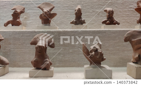 Terracotta figurine from ancient Harappan civilization site Terracotta figurine from ancient Harappan civilization site 140373842