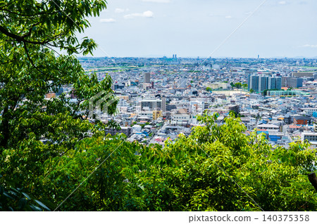 從大阪府柏原市高尾山眺望大阪平原 從大阪府柏原市高尾山眺望大阪平原 140375358