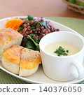 Lunch 140376050