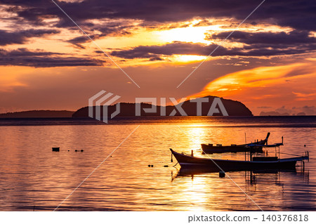 Sunset sky Nature background Beautiful Light Sunset or sunrise over sea Amazing clouds in sunset sky nature light cloud background Sunset sky Nature background Beautiful Light Sunset or sunrise over sea Amazing clouds in sunset sky nature light cloud background 140376818