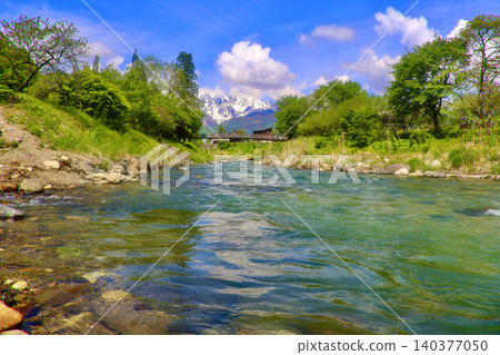 Himekawa River and the Northern Alps (Hakuba Village, Nagano Prefecture) Himekawa River and the Northern Alps (Hakuba Village, Nagano Prefecture) 140377050