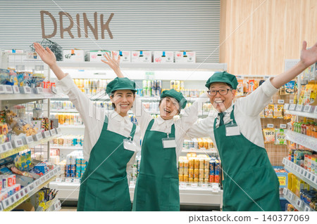 super market, supermarket, grinning 140377069